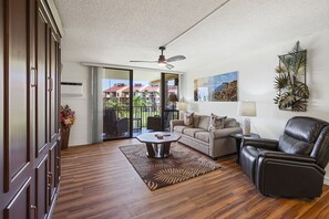 Interior - Kamaole Sands 7-308 (Kihei)