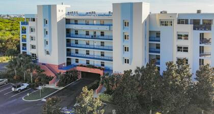Oceanwalk 16-305