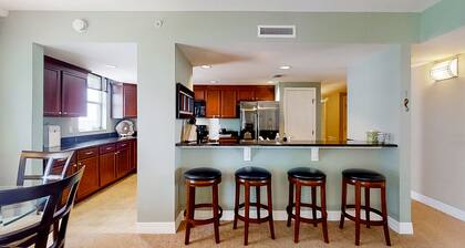 Opus Condos 702 - The Golden Leaf