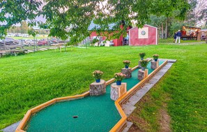 Property grounds - 2 bedroom beautiful home in Sandhem (Sandhem)