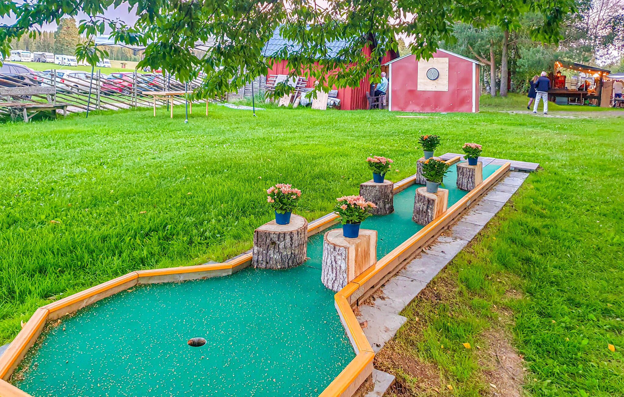 المنطقة المحيطة بالمنشأة