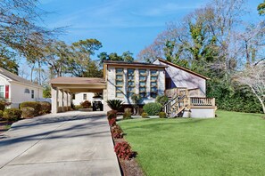 Exterior - Spacious house w/fenced in backyard, W/D - close to beach & golf (Myrtle Beach)