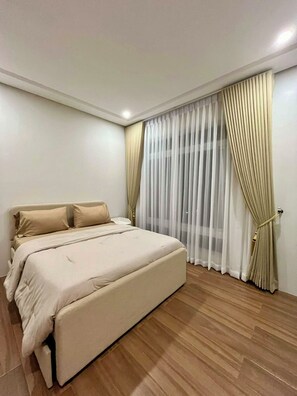 3 camere, accesso a Internet, lenzuola