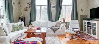 Beautiful home in Slottsbron with WiFi
