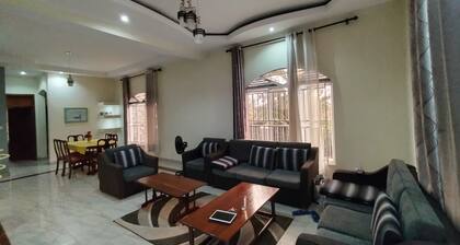 Perfect 4-bedroom house in Kigali for a relaxing getaway