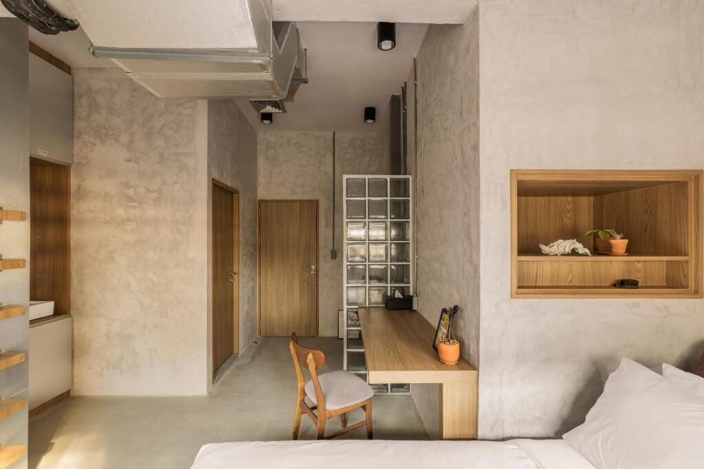 Triple Room, City View with Private Bathroom | Individually decorated, individually furnished, blackout drapes