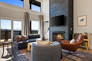 TV, fireplace - Private Luxe Cabin: Views+Hot Tub+Fire Pit+Bowling+Kids Play Area (Mineral Bluff)