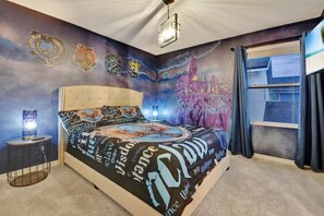 7 bedrooms, iron/ironing board, Internet, bed sheets - Disney Dream Home 7BR/6.5Ba Themed Rooms Game Loft (Kissimmee)