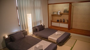 Unclassified image, 3 of 28, button - A single house rental inn where you can feel close to the sea and the sky. The hotel is ideal for long-term stays and family vacations, with good access to the city and the beach, and full facilities. (石垣市)