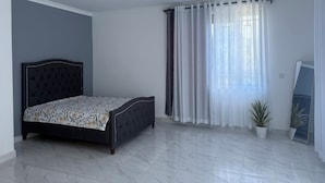 Unclassified image, 4 of 26, button - Relax in this Deluxe villa with access to airport, SGR & Nairobi National Park (Nairobi)