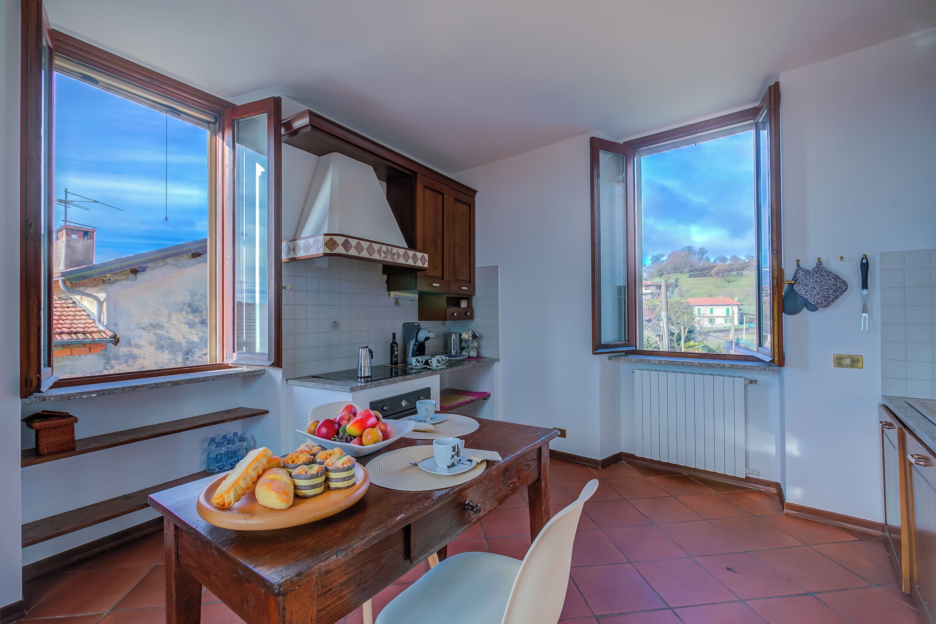 Casa familiare, camere multiple (Al Vecchio Castello) | Cucina privata | Frigorifero, microonde, forno, piano cottura