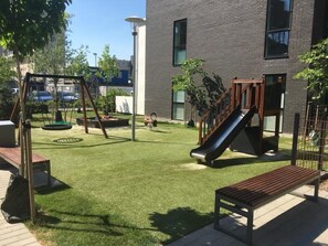 Children’s area - City Apartment in Copenhagen with 2 bedrooms sleeps 4 (Copenhagen)