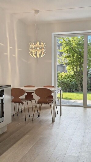 Dining - City Apartment in Copenhagen with 2 bedrooms sleeps 4 (Copenhagen)