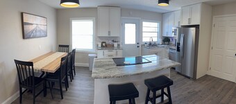 Angler's Landing near Lake Harris/ Secure Boat Parking/Private and spacious