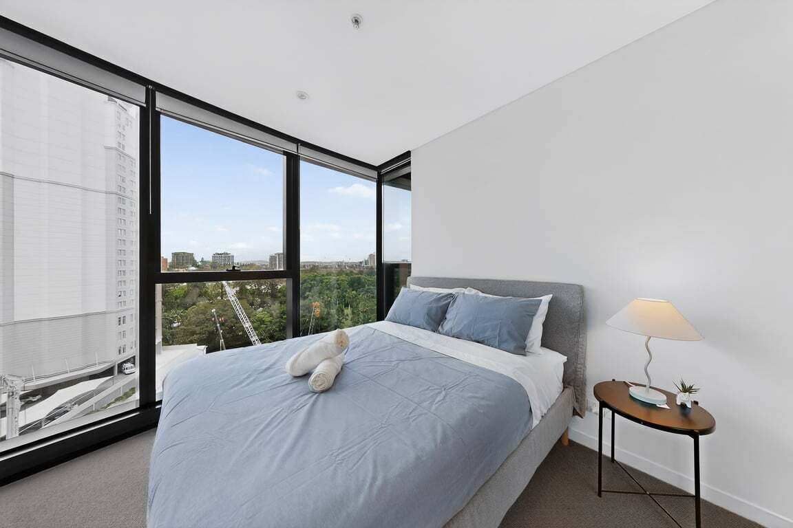 Iron/ironing board, travel cot, WiFi, bed sheets
