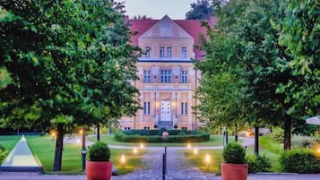 Apartment | Exterior