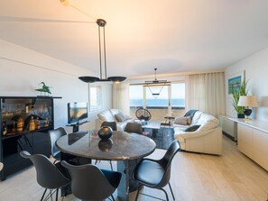 Dining - Beautiful apartment on the 4th floor with garage (Middelkerke)