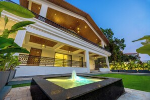 Exterior - ELIVAAS Valley View 5BHK Villa With Pool (Mapusa)