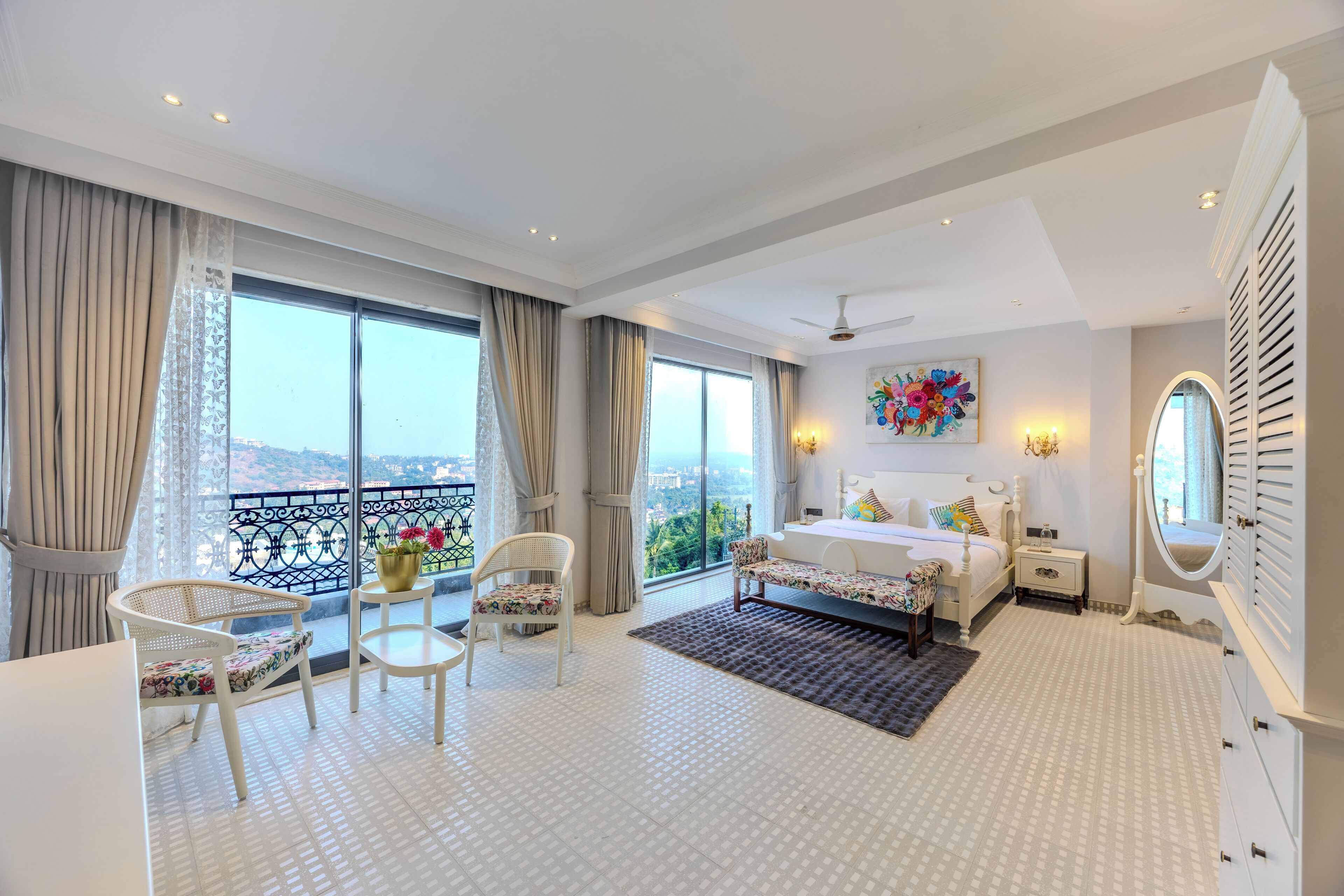 Iron/ironing board, free WiFi