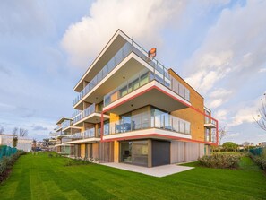 Exterior - Spacious apartment with sunny terrace (Middelkerke)