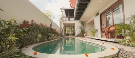 Piscine extérieure