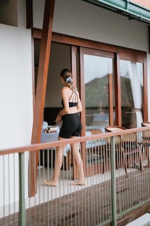 Terrace/patio - Rasa Ubud Yoga Coliving (Ubud)