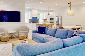 Smart TV - Brand New Coastal Retreat, 5BR Dog Friendly, Cape Fear Station, Near East Beach & Shoals Club (Bald Head Island)