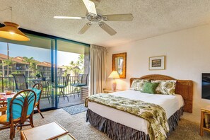 1 habitación, escritorio, tabla de planchar con plancha y internet 