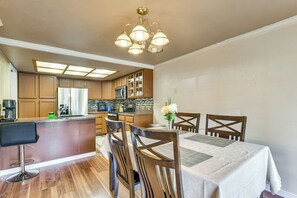 Dining - Extended Stay in Denver Area! Pet-Friendly Retreat (Aurora)