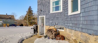 Easy Beach Access! Classic New London Charmer