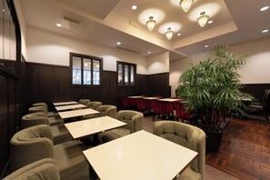 Daily cooked-to-order breakfast for a fee - Hotel Oriental Express Ginza West (Tokyo)