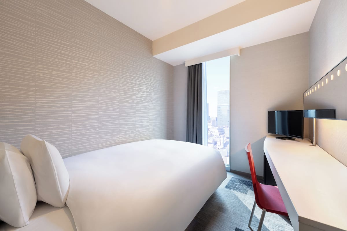 Superior Single Room, Non Smoking, Private Bathroom | Meja, langsir/tirai gelap terus, Wi-fi percuma, cadar katil 