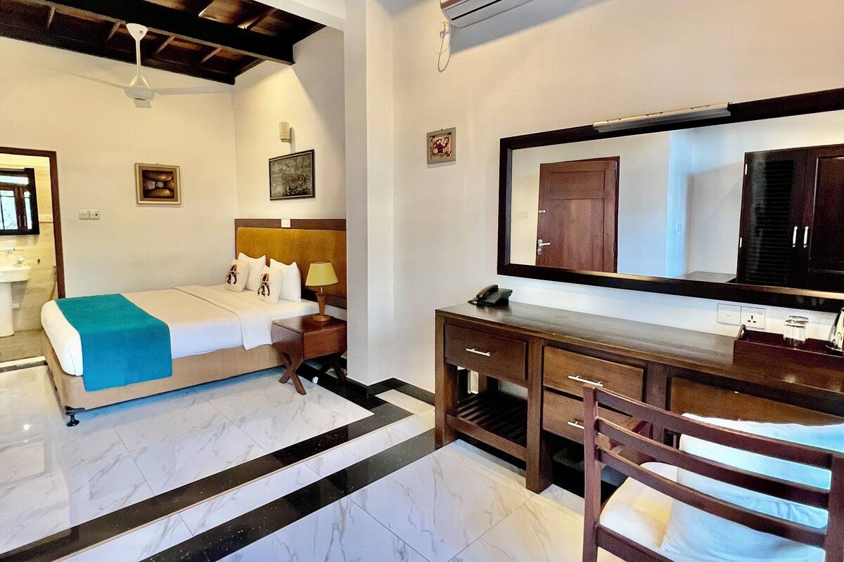 Superior-dobbeltværelse - balkon | Pengeskab på værelset, strygejern/strygebræt, gratis Wi-Fi