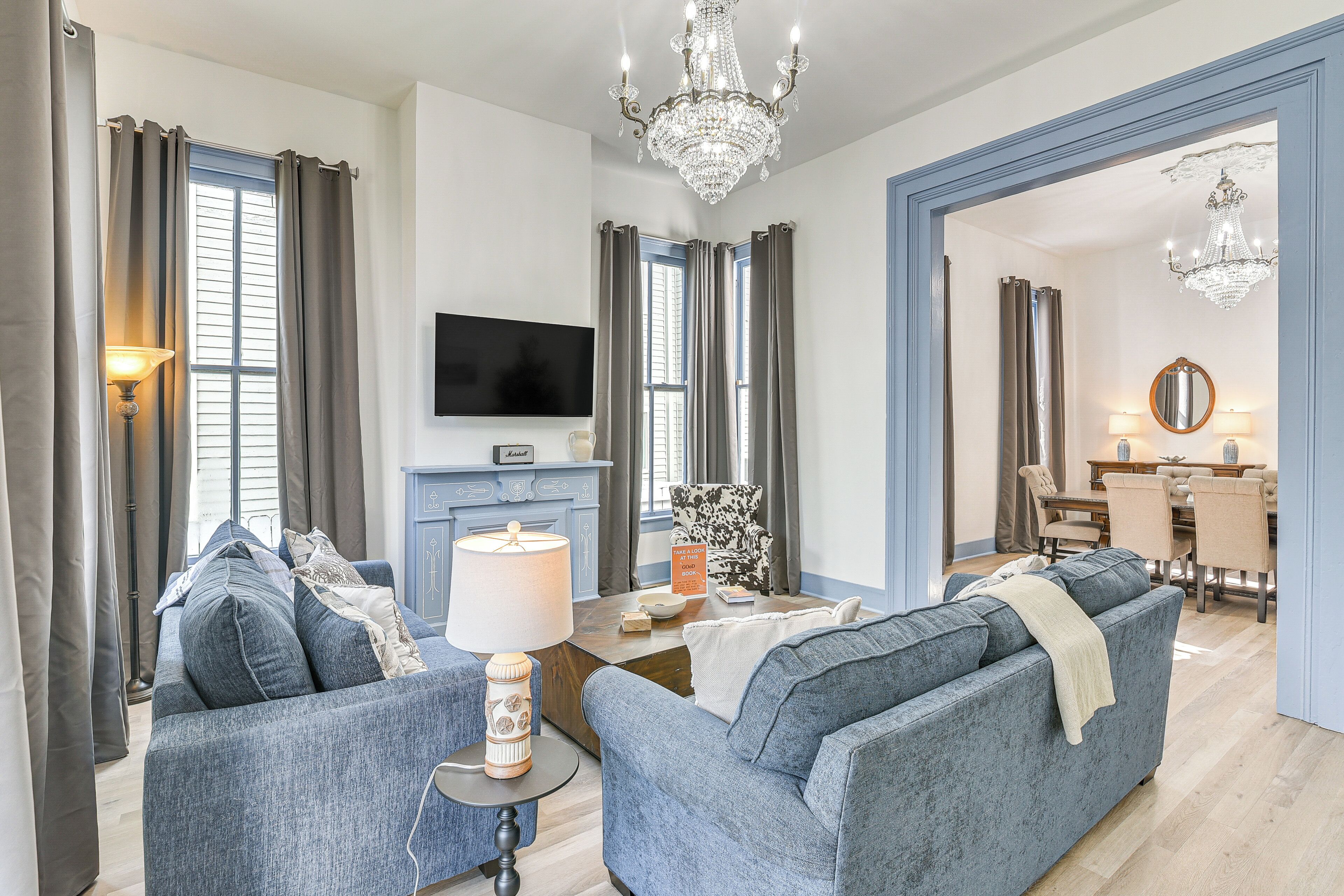 Walk To The Strand: Historic Family Base W/ Yard! - Galveston, TX