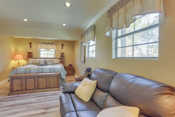 Internet, bed sheets