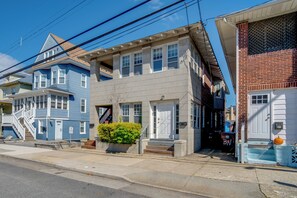 Exterior - 2 Blocks to Beach & Boardwalk: Ventnor City Escape (Ventnor City)