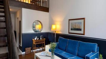 Apartment | Living room