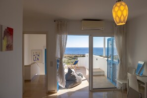 Villa | 4 bedrooms - Protaras Seafront Villa Galene Del Mar (Paralimni)