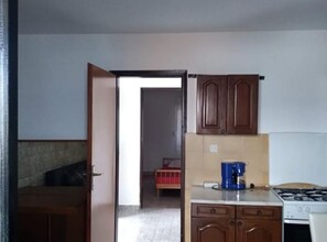 公寓 (One Bedroom Apartment - MIddle) | 2 多间卧室