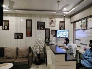 Lobby - Hotel Vijay Residency (Dhubri)