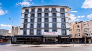 Exterior - Elite World Inn Istanbul Mahmutbey (Istanbul)