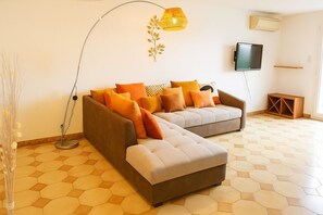 Smart TV - Spacious T3 apartment - 10 min from Ajaccio and beaches (Bastelicaccia)