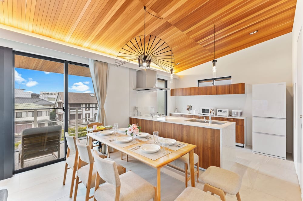 Zushi Beach Terrace