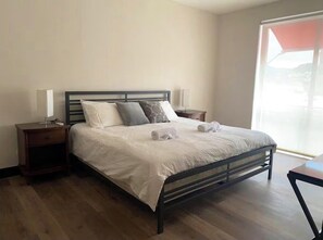 3 Schlafzimmer, Bügeleisen/Bügelbrett, WLAN, Bettwäsche