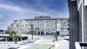 A modern building with the name 'SAMANA' prominently displayed. - Bloomfields Classic 2Br With Private (Dubai)