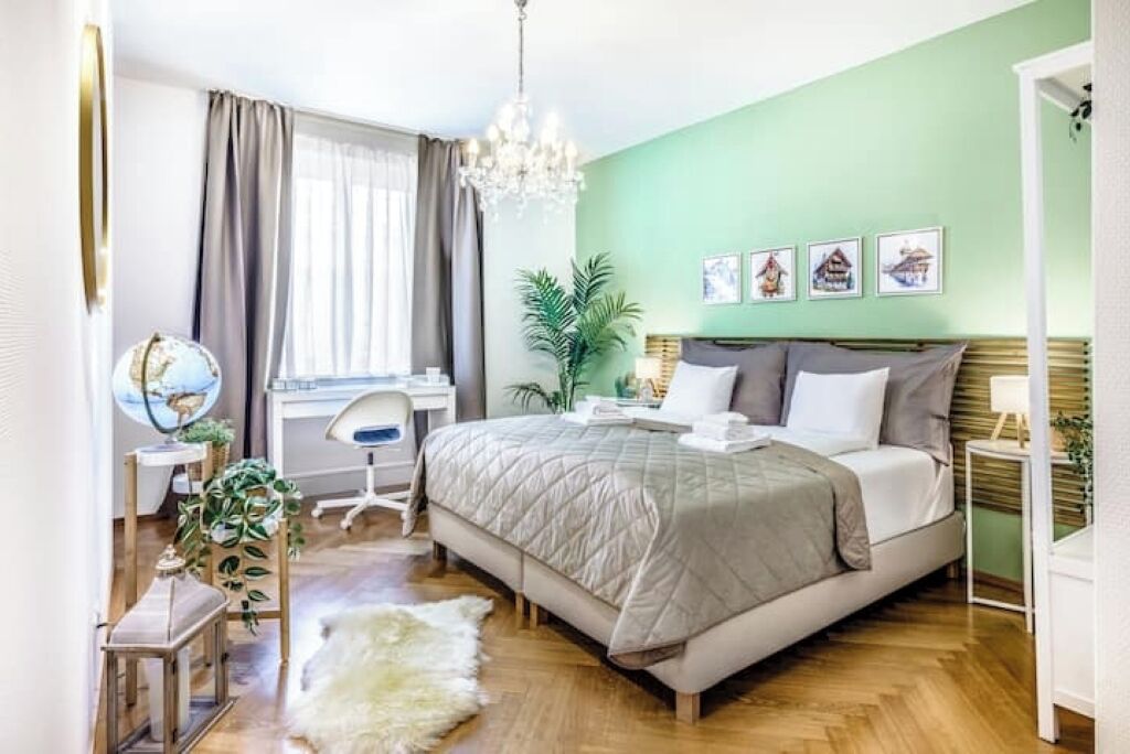 1 bedroom, iron/ironing board, WiFi, bed sheets