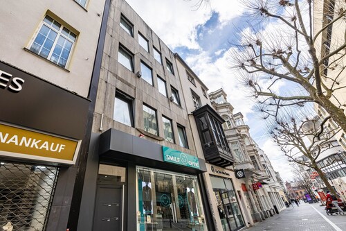 Apartment 'Deluxe  1og' with Wi-Fi and Air Conditioning