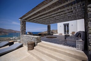 Terrace/patio - Villa Cornelia 1 with sea view - My Rental homes (Mykonos)