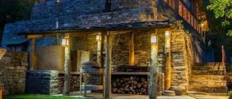 Enceinte de lâhĂ©bergement