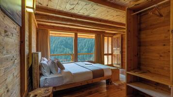 Villa clásica, balcón, vistas a la montaña | Tabla de planchar con plancha y wifi gratis